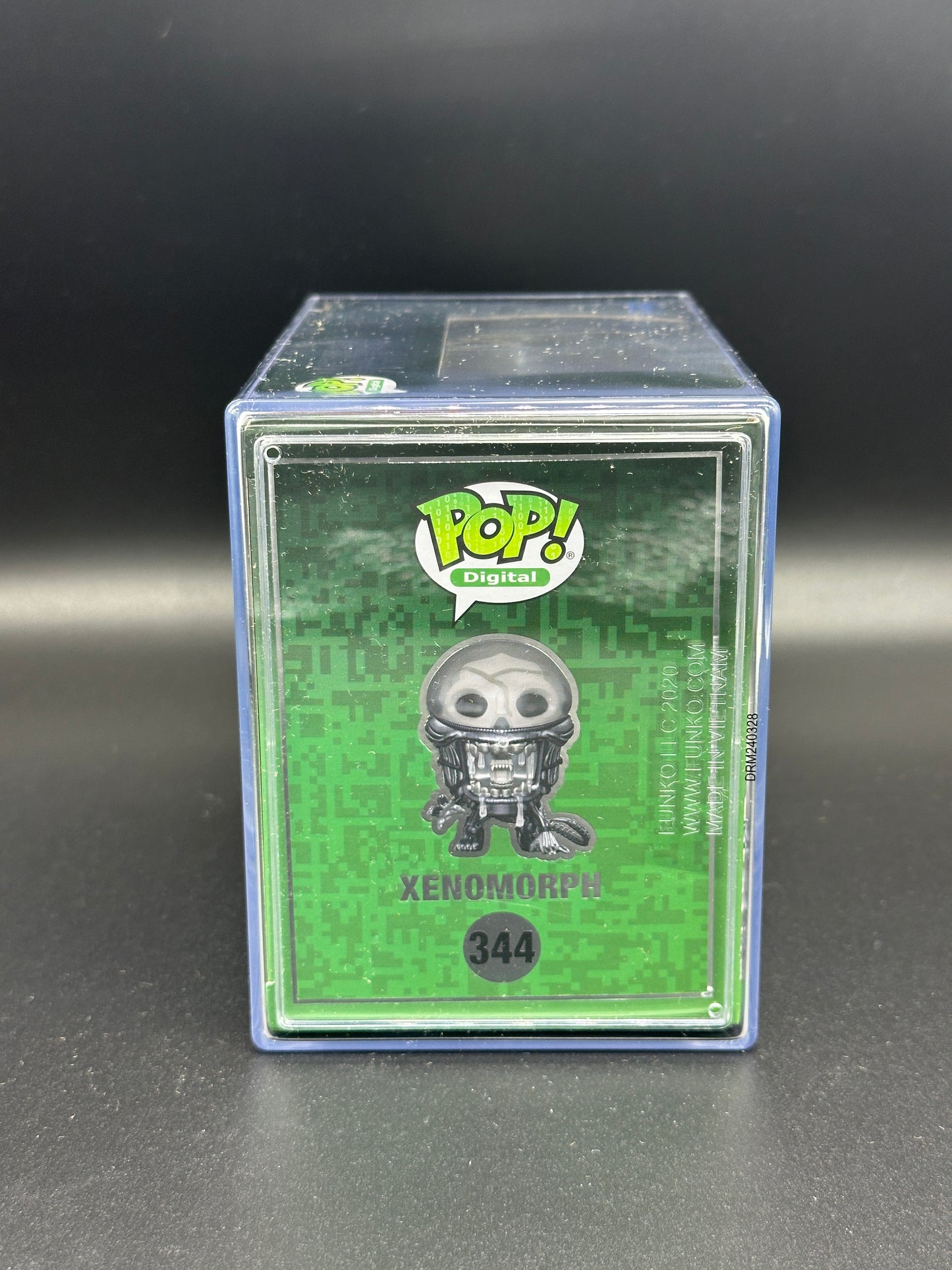 Funko Pop! Alien Xenomoph #344 NFT Exclusive /5000 - Glow in the Dark - Metallic with Hard Protector