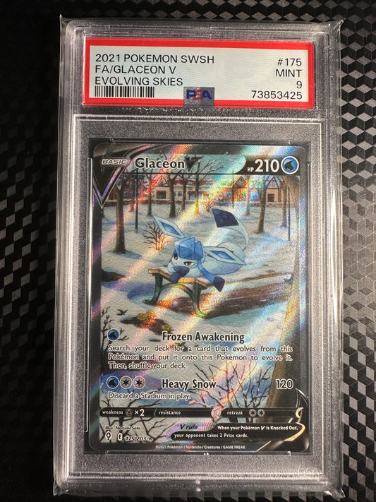 2021 Pokémon Evolving Skies Full Art Glaceon V Alt Art #175 PSA 9