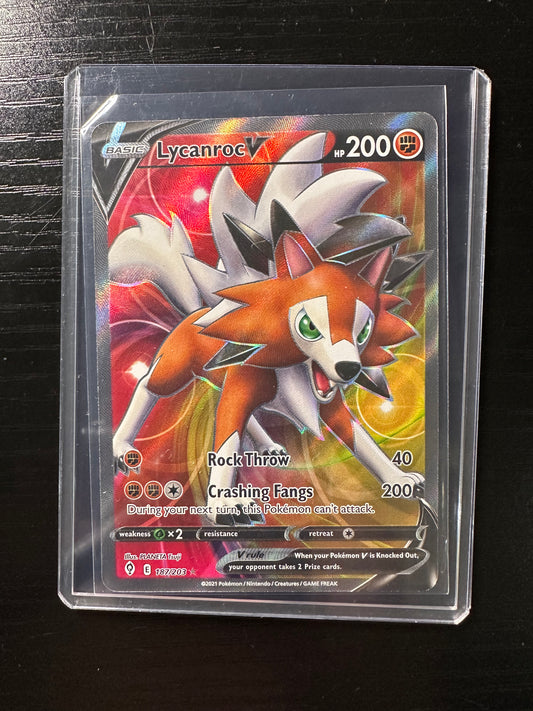 2021 Pokémon Evolving Skies Lycanroc V Full Art #187